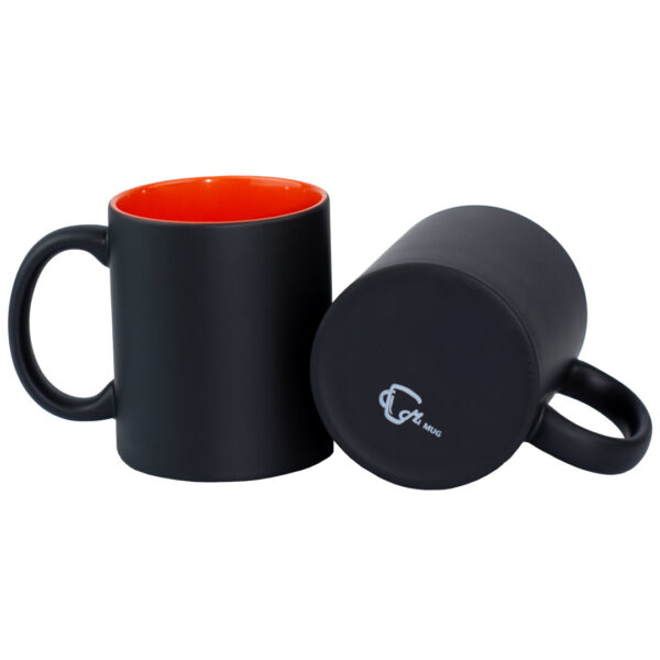 Mug Mágico Negro Mate/Color Interno Naranja