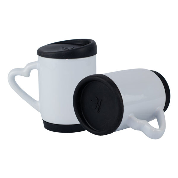 Mug Blanco Con Tapa De Silicona Y Oreja De Corazón - 11 Oz Negro